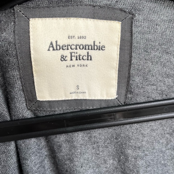 Abercrombie and Fitch Cardigan Grey Ruffles - Picture 3 of 4